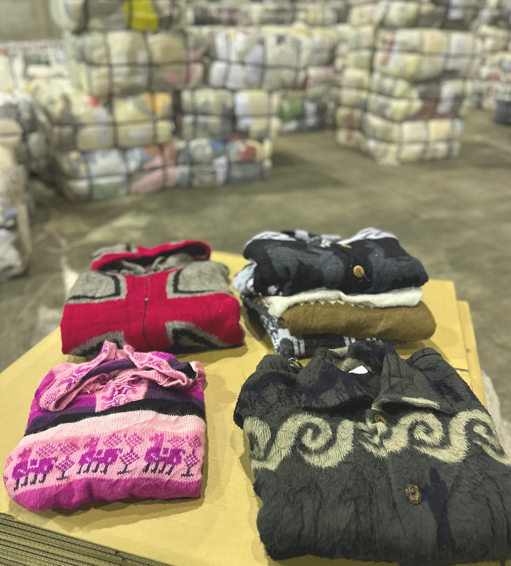 Ecuador Mix Knitwear Sweaters 45kg Bale