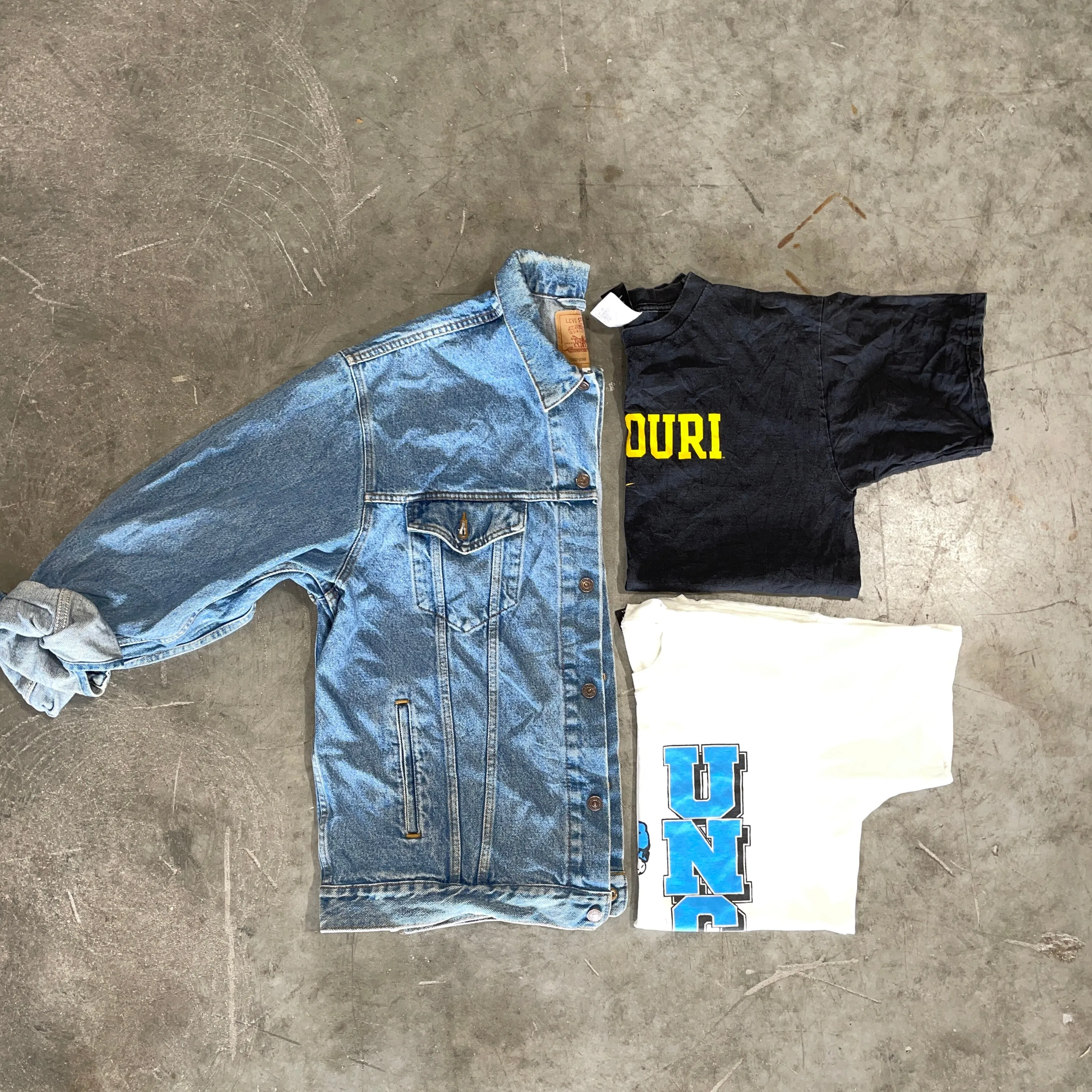 Jacket   2 Tees Combo