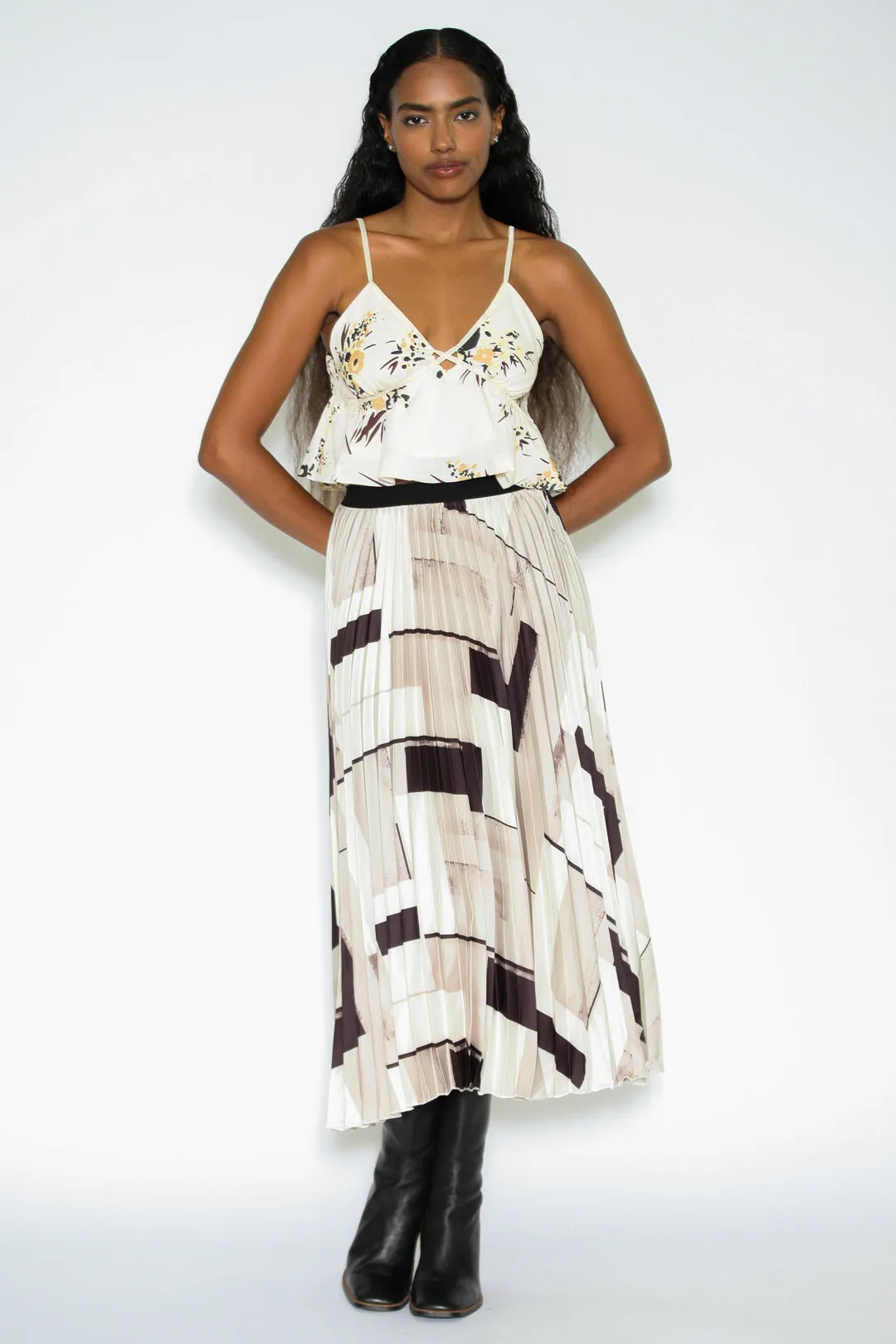 Silk Abstract Pattern Pleated Skirt