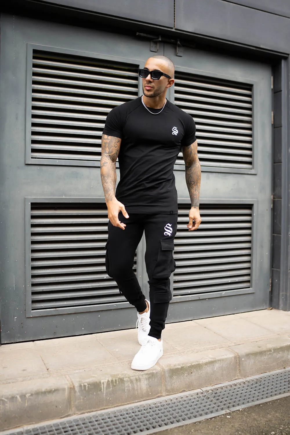 Tech Cargo Joggers - Black